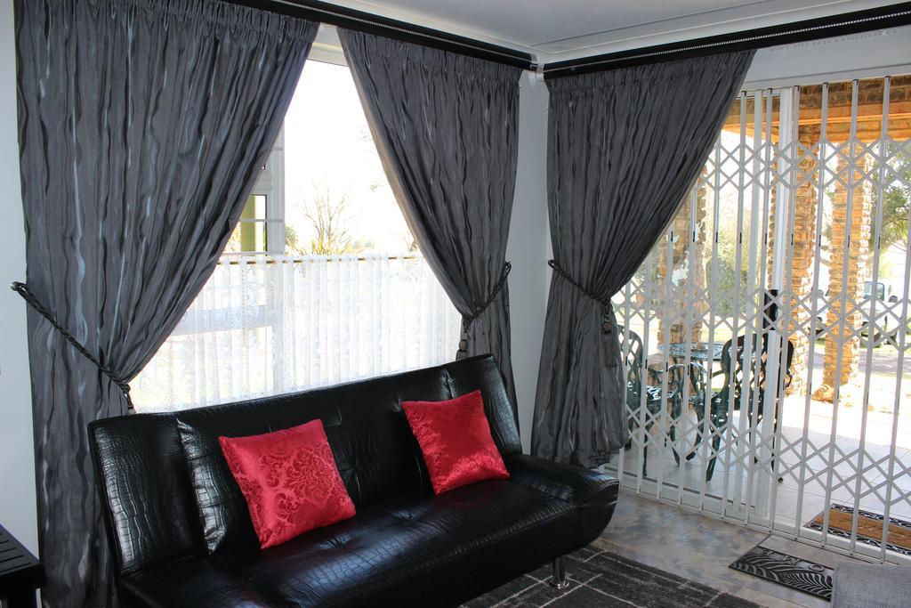 Waterfront Guest House Carolina Exterior photo